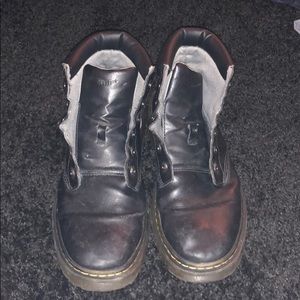 DR MARTENS WORK BOOTS